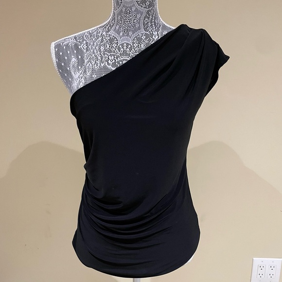 Vince Camuto Tops - Black over the shoulder tank top